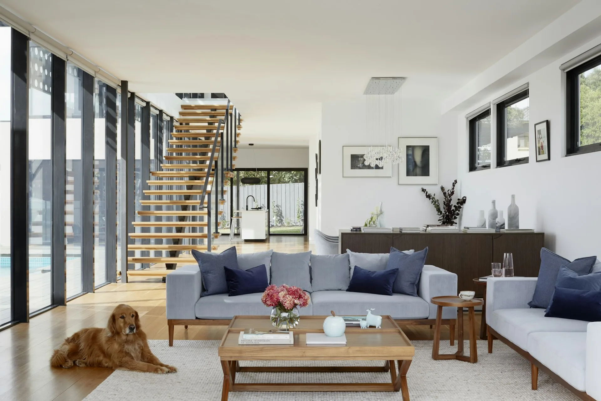 Mono House